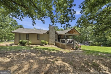 Just Minutes from Lake Sinclair - Space, Comfort & Updates - photo 44