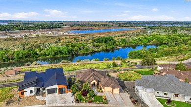This extraordinary south Richland estate offers rare privacy and - photo 50