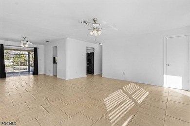 Recently remodeled pool home featuring a split-bedroom layout - photo 5