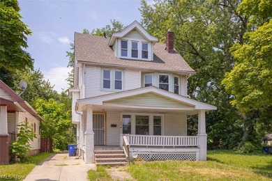 Great investment opportunity in the heart of Cleveland! This - photo 2