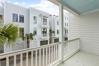 Welcome to 18 Iron Forge Alley, a beautifully designed luxury - photo 15