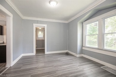 Great investment opportunity in the heart of Cleveland! This - photo 8