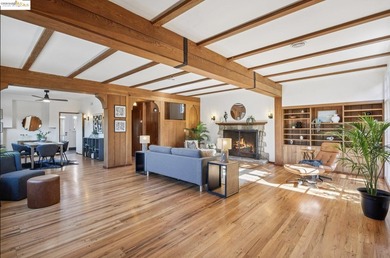 Originally built as a carriage house for the historic Oak Tree - photo 4