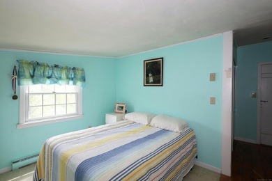 This picturesque ca 1780 farmhouse retains all of its historic - photo 33