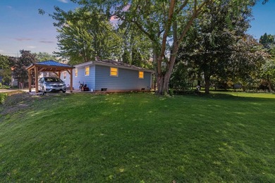 Move-in ready 3-bedroom, 1-bath ranch featuring numerous updates - photo 3