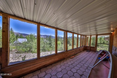 Discover the peace and beauty of Colorado mountain living in - photo 6