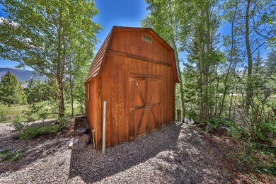 Discover the peace and beauty of Colorado mountain living in - photo 7