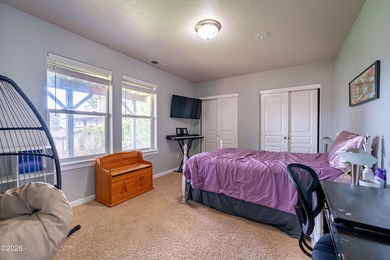 Stunning beach home with 3 gorgeous levels featuring a full bed - photo 7