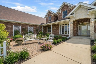 Private 14.4-Acre Creekfront Estate | 4,800+ Sq Ft | Designed - photo 4