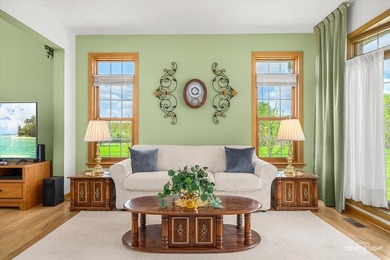 Private 14.4-Acre Creekfront Estate | 4,800+ Sq Ft | Designed - photo 8