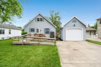 Lake Home For Sale in Syracuse, Indiana