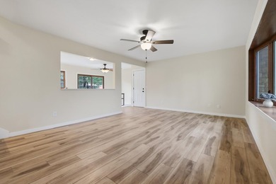 Experience Lake Wisconsin living in this beautifully remodeled 3 - photo 9