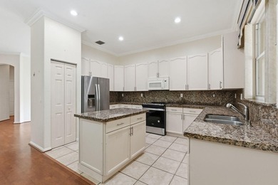 Price adjustment, Incredible opportunity to own this spacious - photo 11