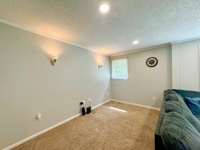 ** Back on market due to circumstances unrelated to the seller - photo 13