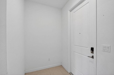 Modern Lakeside Living in Lake Worth | Gated Community 6933 - photo 6
