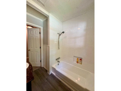 ** Back on market due to circumstances unrelated to the seller - photo 30