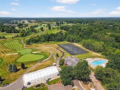 Welcome to beautiful Metamora Golf and Country Club Estates