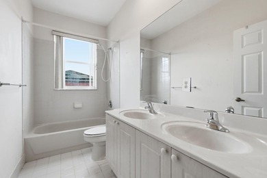 Price adjustment, Incredible opportunity to own this spacious - photo 40