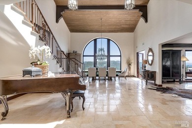 Experience luxurious Napa Valley living in this completely - photo 4