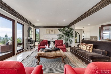 Experience luxurious Napa Valley living in this completely - photo 6