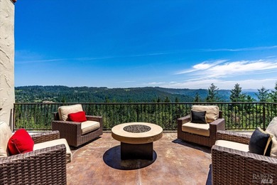 Experience luxurious Napa Valley living in this completely - photo 10