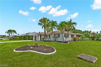 Charming 3-Bedroom Pool Home on a Desirable Corner Lot in - photo 10