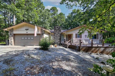 Meticulously updated and mechanically sound home in a private - photo 2
