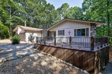 Meticulously updated and mechanically sound home in a private - photo 3