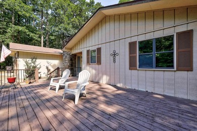 Meticulously updated and mechanically sound home in a private - photo 9