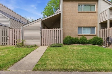 Welcome to this stunning Round River condo that perfectly blends - photo 1