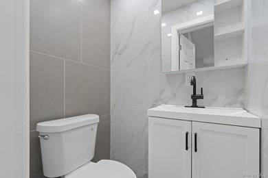 Space, style & modern luxury come together at 252 East 86 Street - photo 5