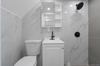 Space, style & modern luxury come together at 252 East 86 Street - photo 10