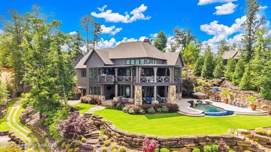 UNFORGETTABLE SUNSET VIEWS! Designed for entertaining, this - photo 2