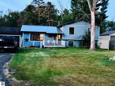 Fawn Lake - Ogemaw County Home For Sale in West Branch Michigan