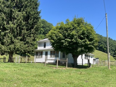 Welcome to the country! This beautiful well-maintained farm has - photo 9