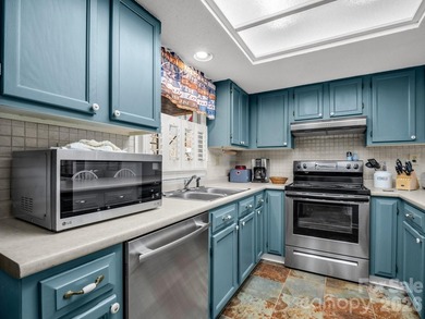 Stunning 2 bedroom/2 bathroom condo overlooking the golf course!