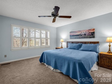 Stunning 2 bedroom/2 bathroom condo overlooking the golf course!