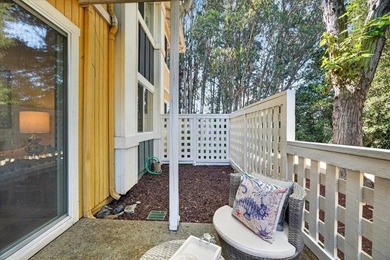 Beautifully refreshed and move-in ready Santa Cruz condo near - photo 23