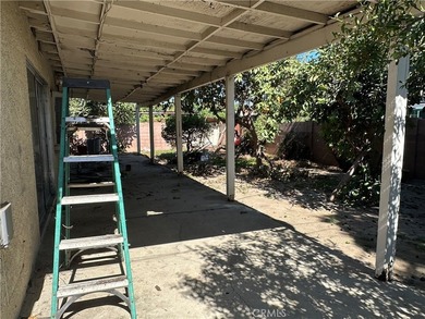 Unlock incredible potential with this classic Santa Ana property - photo 23