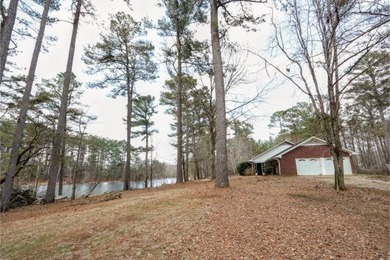 Don't miss out on this fabulous opportunity! Estate-style - photo 4