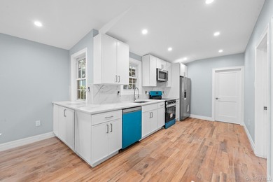 Space, style & modern luxury come together at 2118 Quimby - photo 1