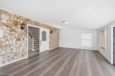 Rare opportunity in Northwest Bradenton! This spacious pool home - photo 2