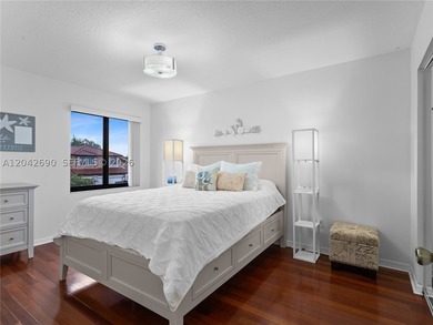 Immaculate and move-in ready, this beautifully maintained - photo 50