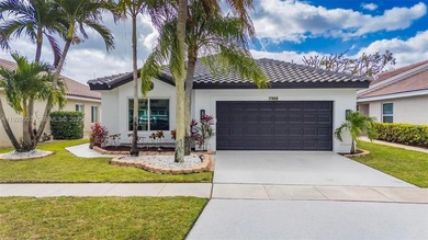 Lake Home For Sale in Pembroke Pines, Florida
