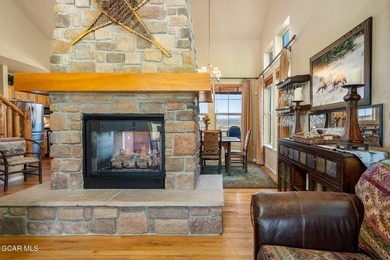 Positioned to capture stunning mountain and golf course views - photo 10
