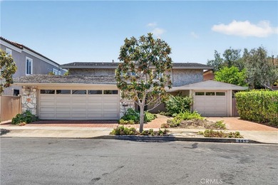 Beautiful waterfront home in the highly sought-after Dover - photo 2