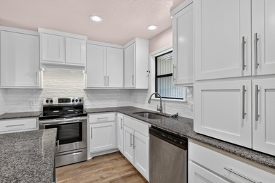 Ready to move in and nothing to do. This roomy three bedroom 2 - photo 9