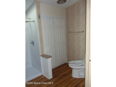 Here is a 24'x60' Jacobsen home located in the Floral section of - photo 13