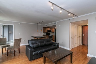 Experience urban living at its finest in this stunning 2 - - photo 4