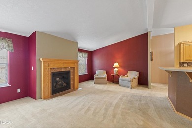 Please take a look at this beautifully maintained 2007 mfg home - photo 3